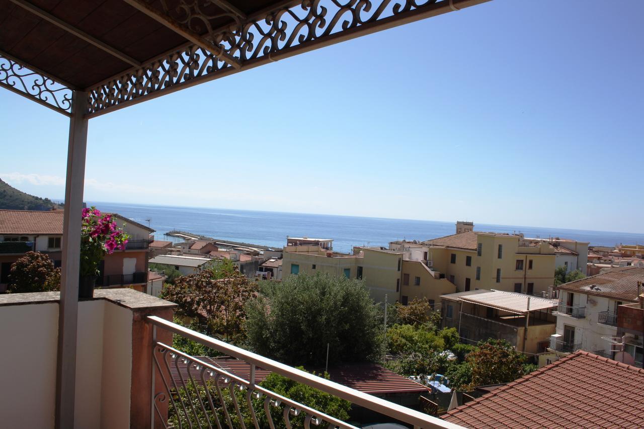 Residence Albachiara 卡梅罗塔的码头 外观 照片